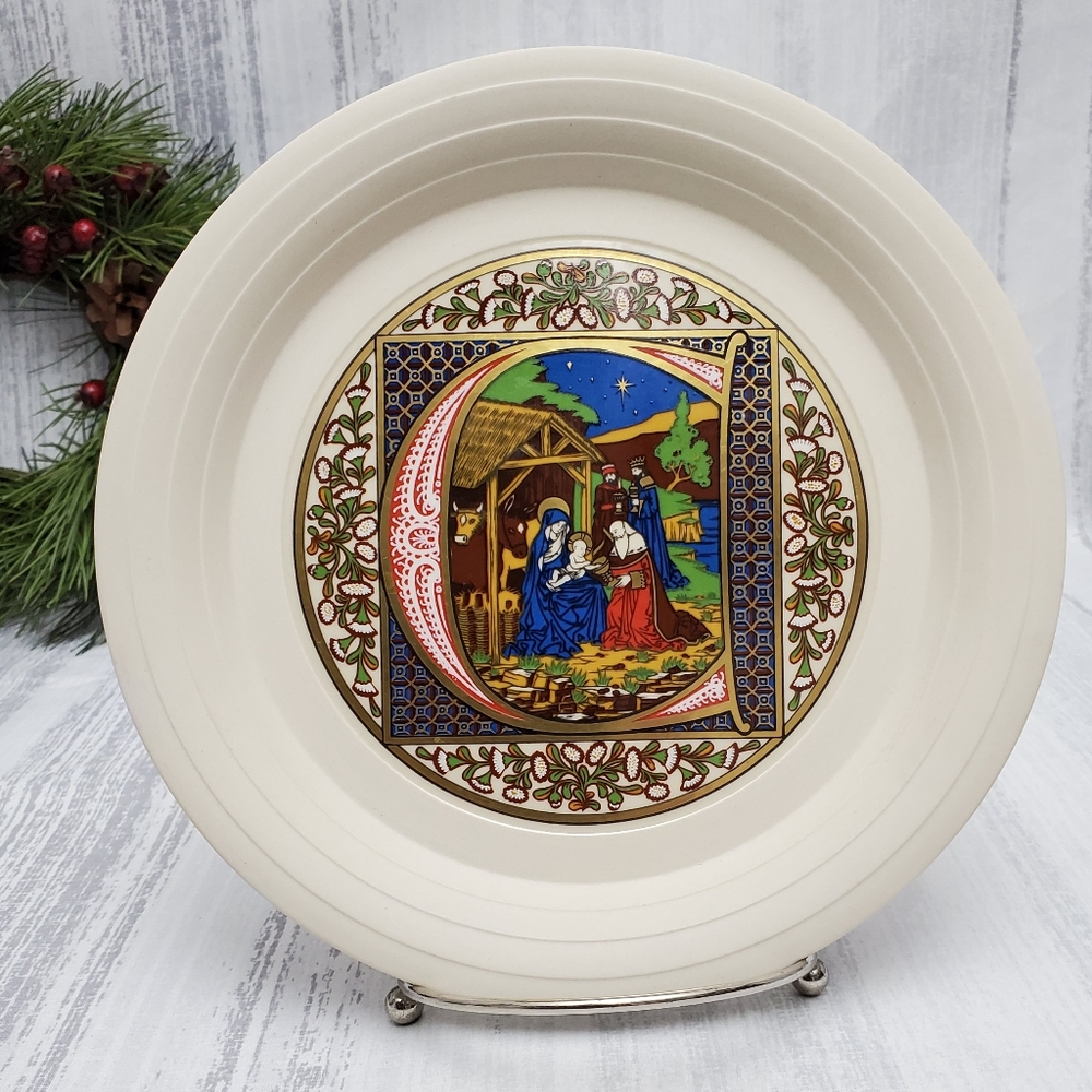 Christmas Plate Letter C Hornsea *